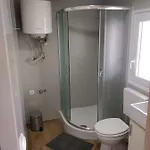 Mobile Homes Krko بيت للعطل *