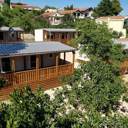 Ferienhaus Mobile Homes Krko Pirovac